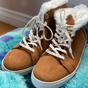 Old Navy Suede Shoes with Fur Lining
